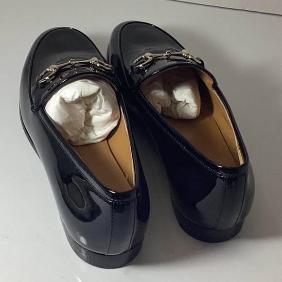 GUCCI
'JORDAN' BLACK LOAFERS WITH HORSEBIT DETAIL IN PATENT LEATHER WOMAN - Picture 8 of 12